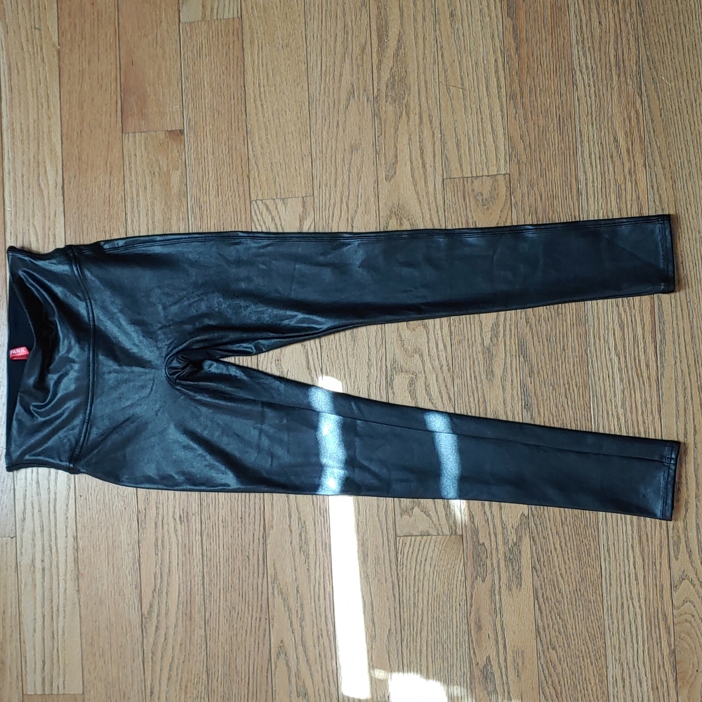SPANX Small Petite faux leather leggings